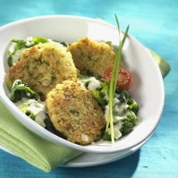 Quinoa-Bratlinge auf Spinat