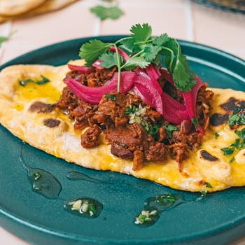 Jackfrucht-Ragout auf Süßkartoffel-Naan