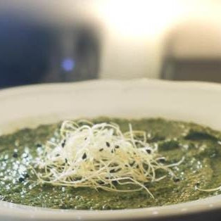Grünes Gazpacho