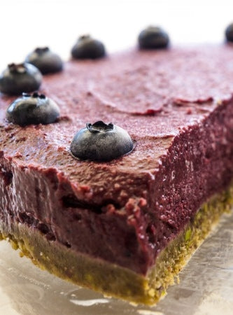 Veganer Aronia Käsekuchen