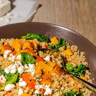 Quinoa-Steinpilz-Risotto mit Kürbis und Feta